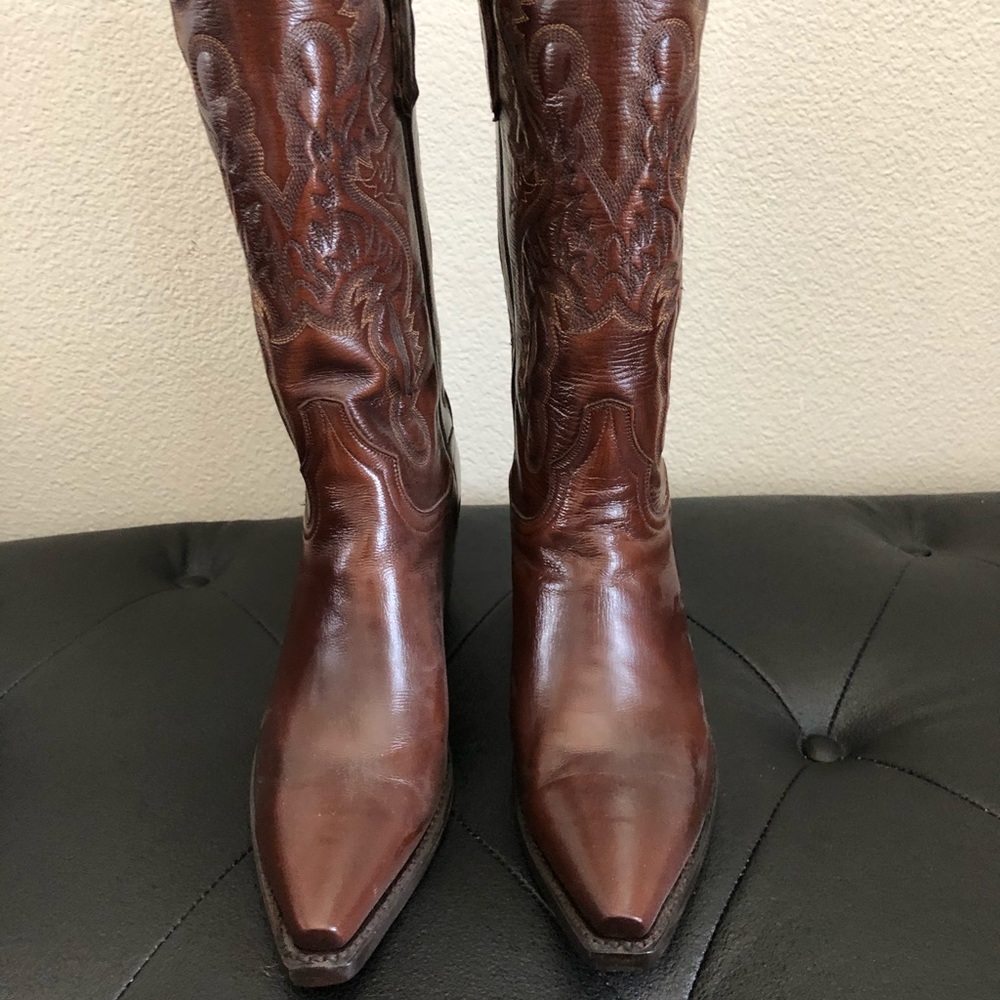Woman’s cowboy boots knee high. Brand New
